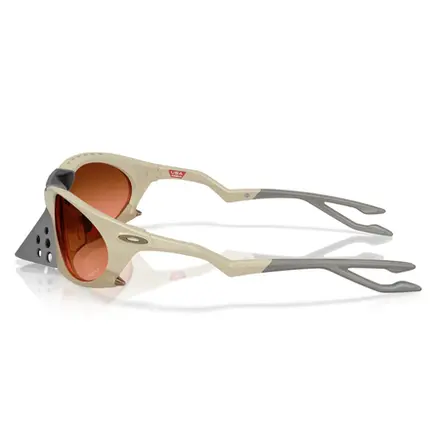 Óculos Oakley Plantaris Matte Sand Prizm Brown Gradient - l Surftrip l