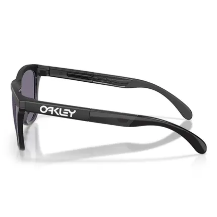 Óculos Oakley Frogskins Range XL Matte Black Prizm Grey - l Surftrip l