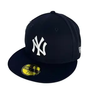 Boné New Era 59FIFTY Hidden Hit 28130 New York Yankees