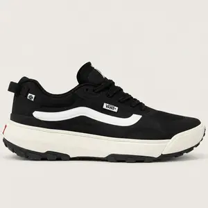 Tênis Vans Crosspath UA MTE Black White
