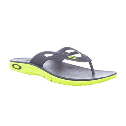 chinelo oakley lançamento 2018