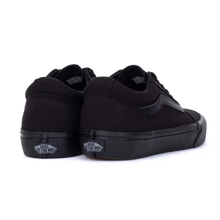vans ward all black